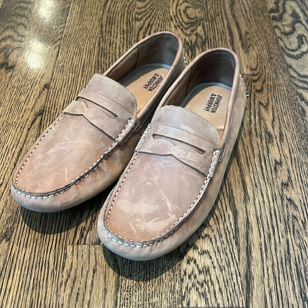 Johnston and Murphy. J&M Flex. Suede penny loafer. Light brown. Size 10